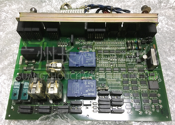 XRC機(jī)器人安全單元JZRCR-XSU02 XRC機(jī)器人安全單元JZRCR-XSU02